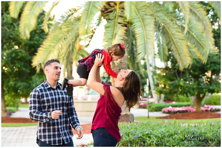 Photographing a holiday mini session with the Rosens was a ton of fun. Mizner Park in Boca Raton offers a lot of beautiful backdrops, especially during the holidays. And while I wasn't entertaining enough for Rylin, there were plenty of dogs around to make her smile!
