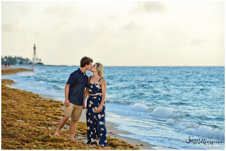 This Fort Lauderdale Couples Photoshoot on the beach with Ariel and Charlie was so much fun. This Kentucky-based couple was on a much-needed vacation with Ariel's family to celebrate their senior year of high school. Their first session together as a couple, we had a great time!