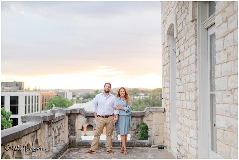 Chateau Bellevue Engagement Session | Austin Photographer