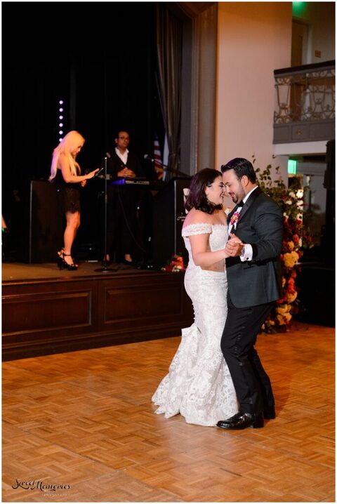 St. Anthony Hotel Wedding | San Antonio Photographer
